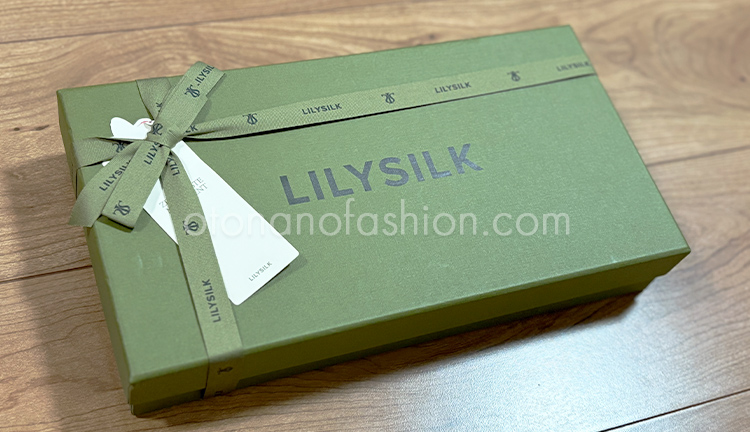 LILYSILK 星座シリーズ シルクナイトキャップ ギフトボックス 外観